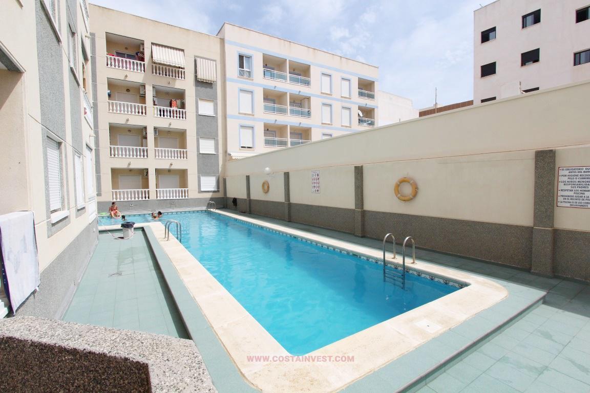 Apartment -
                                Torrevieja -
                                2 bedrooms -
                                4 persons