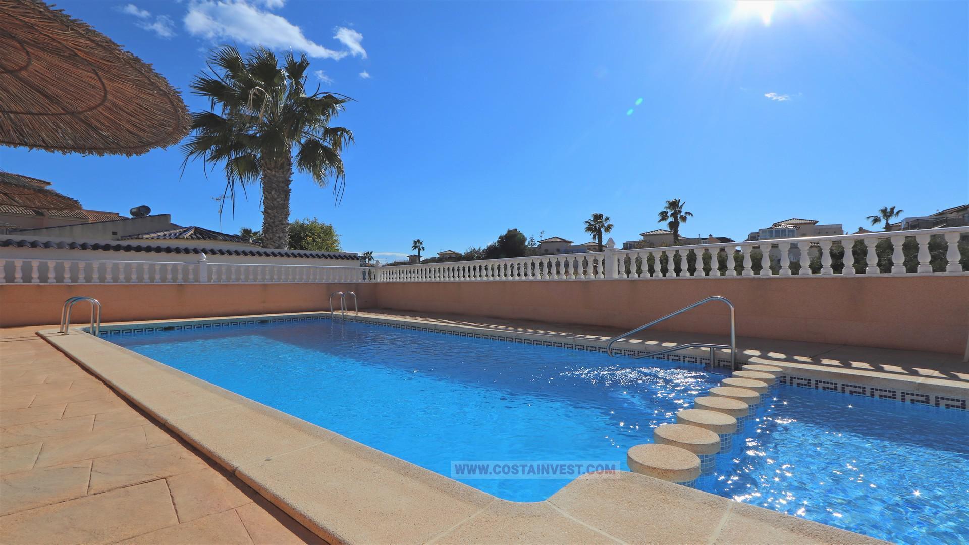 Bungalow -
                                Orihuela Costa -
                                3 bedrooms -
                                6 persons