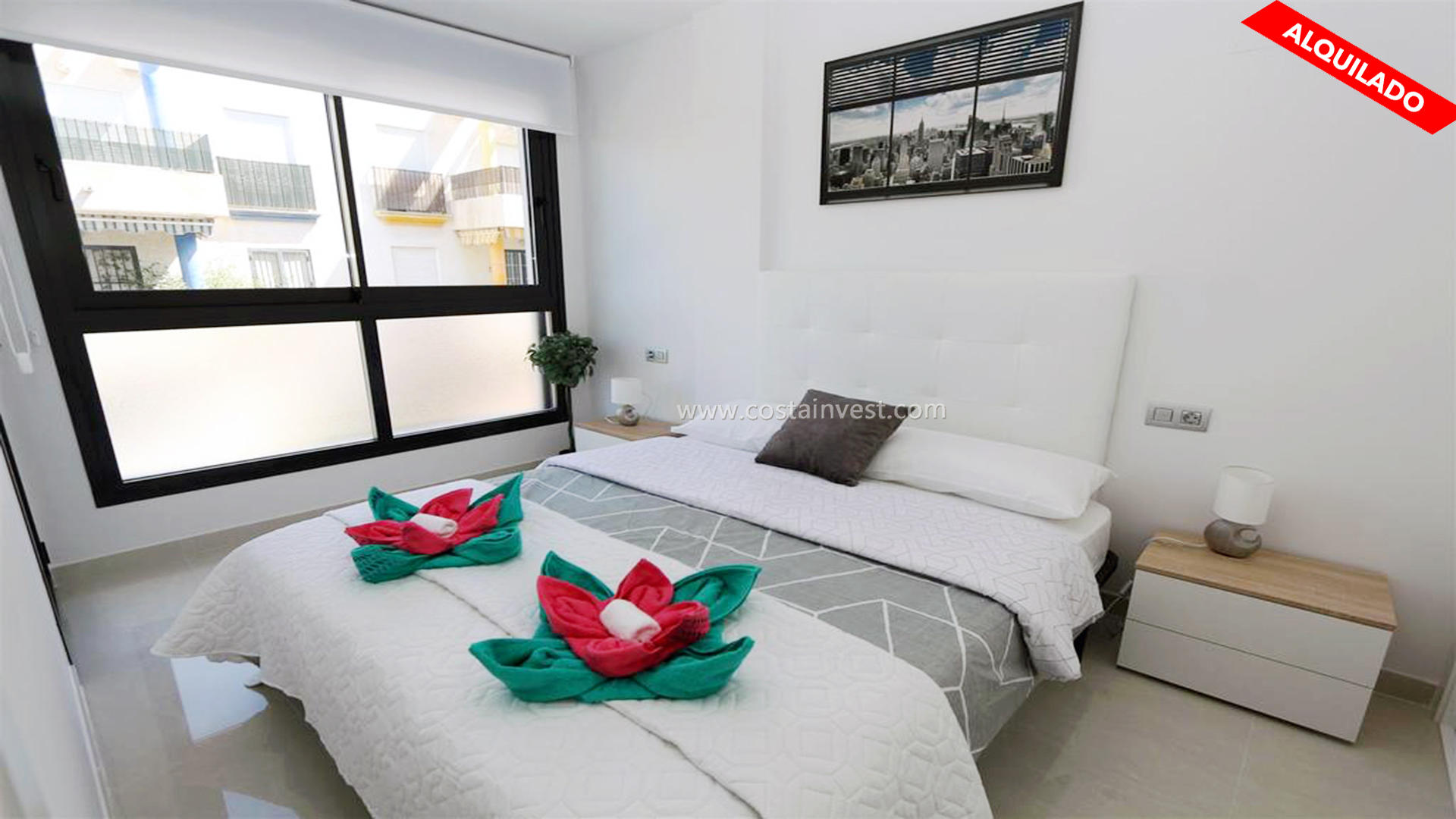 Apartment -
                        Torrevieja -
                        2 bedrooms -
                        4 persons