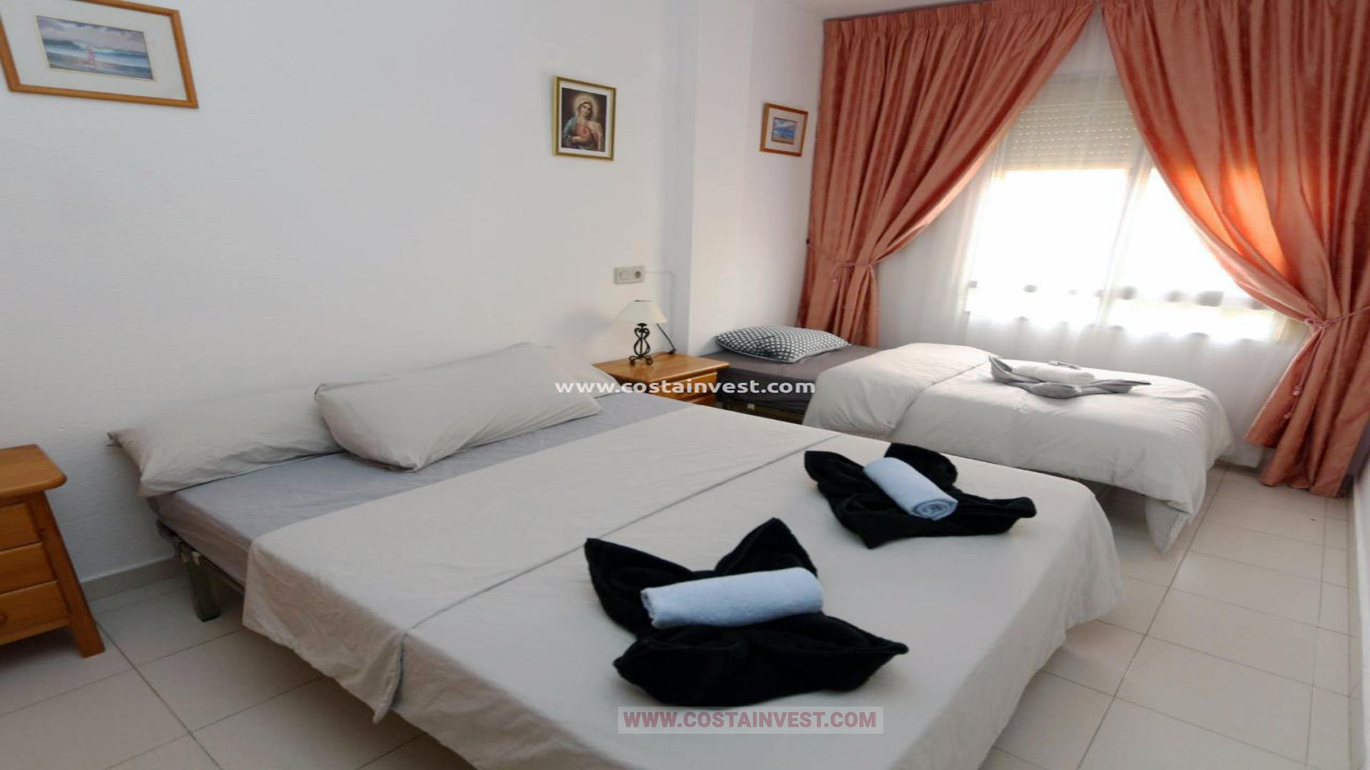 Apartment -
                                      Torrevieja -
                                      2 bedrooms -
                                      5 persons